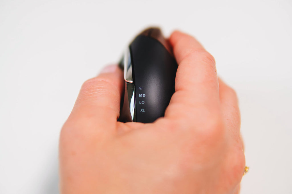 BakkerElkhuizen Evoluent4 Wireless Right Handed Vertical Mouse Small BNEEVR4SW_4