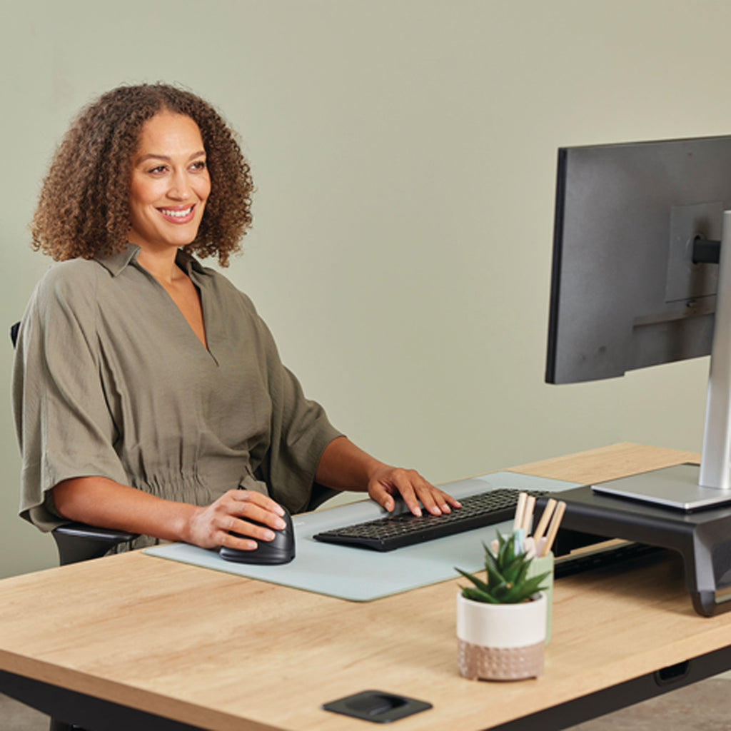Fellowes Breyta Plus+ Ergonomic Vertical Mouse Small Right 100143580_4