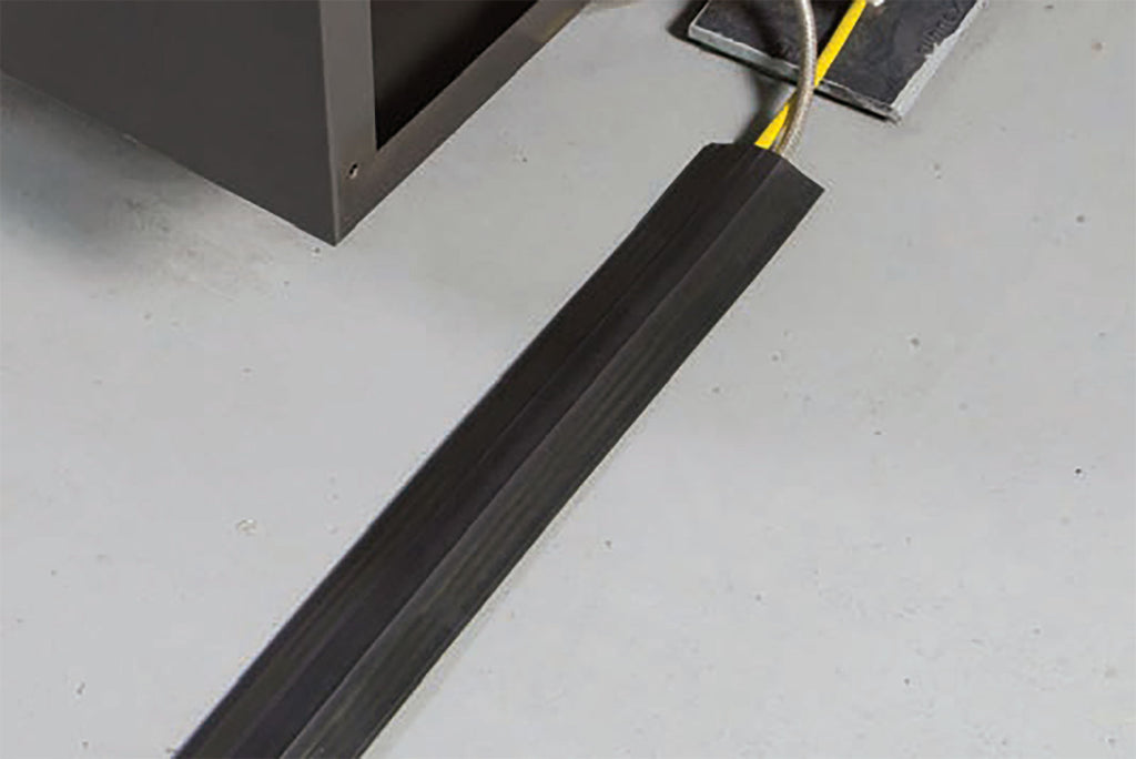 D-Line floor Cable Cover Black 80mm Wide 1.8m length c/w connectors FC83B_3